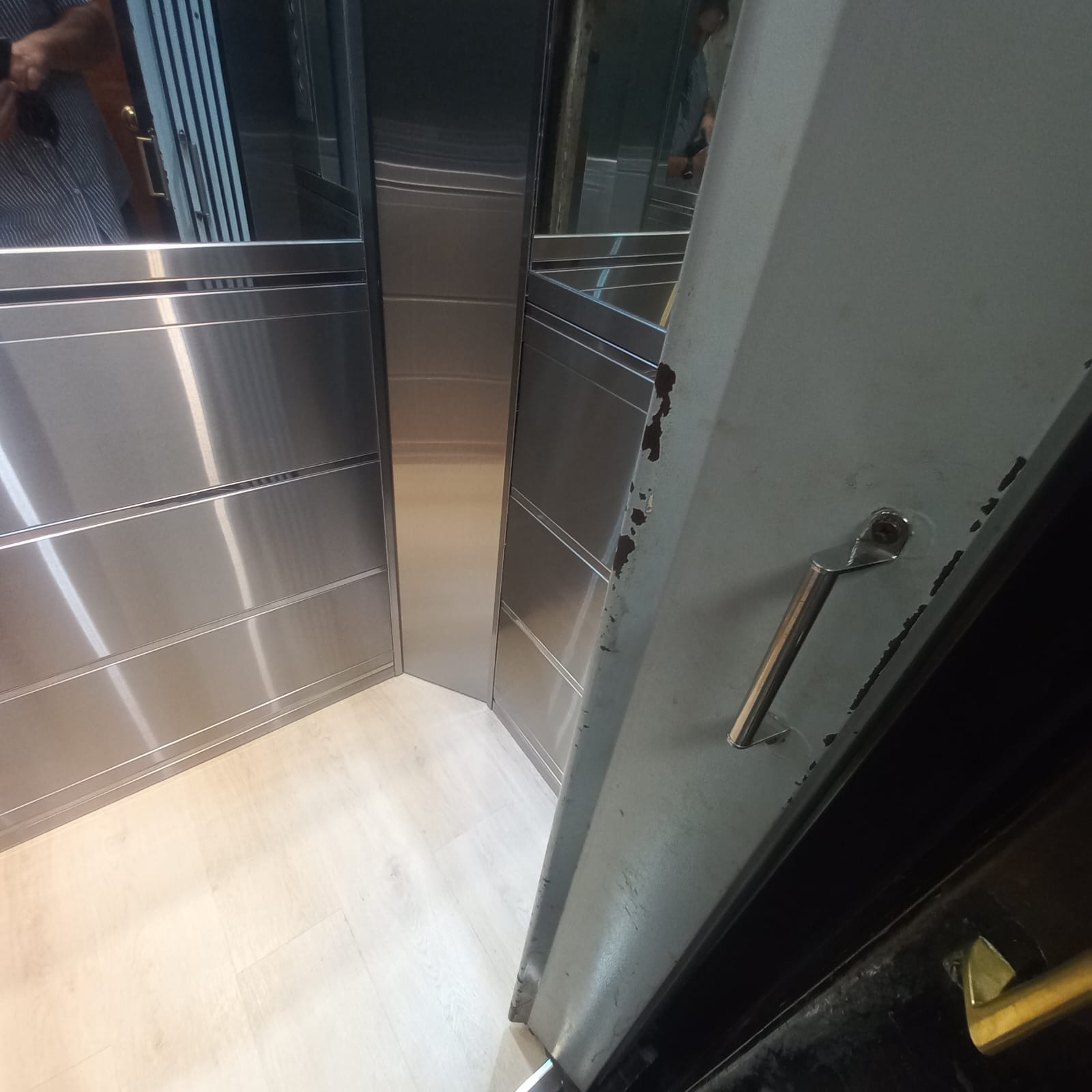 Revestimiento de ascensores