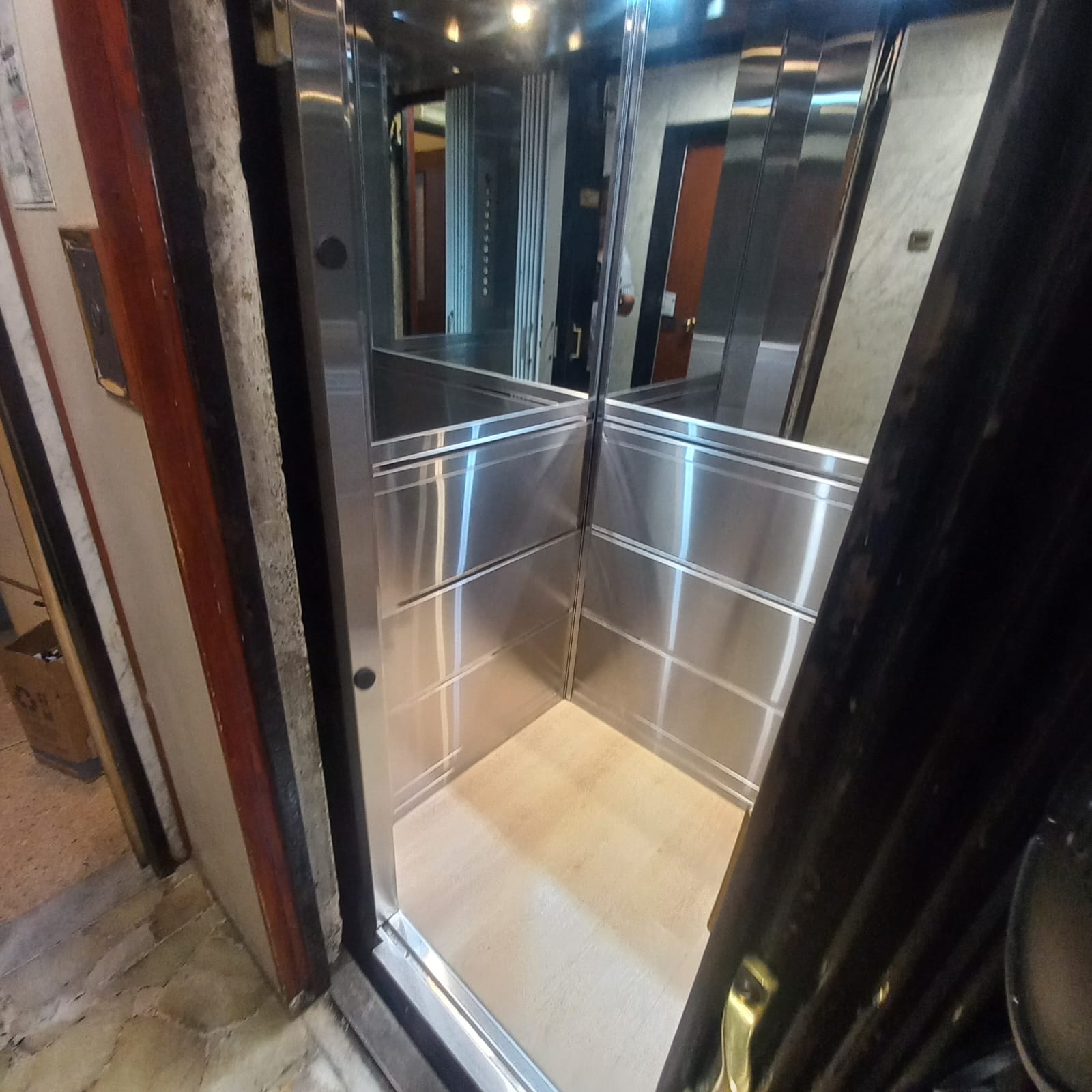 Revestimiento de ascensores